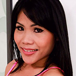 Cute ladyboy with luscious lips!